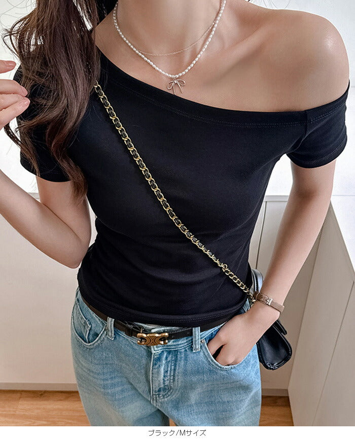 ワンショルダーTシャツ