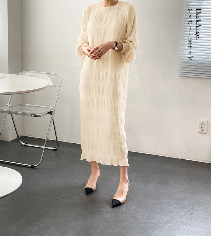 シフォンワンピース