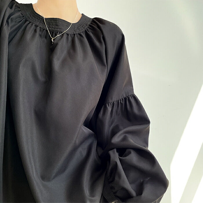 スリーブギャザーブラウス