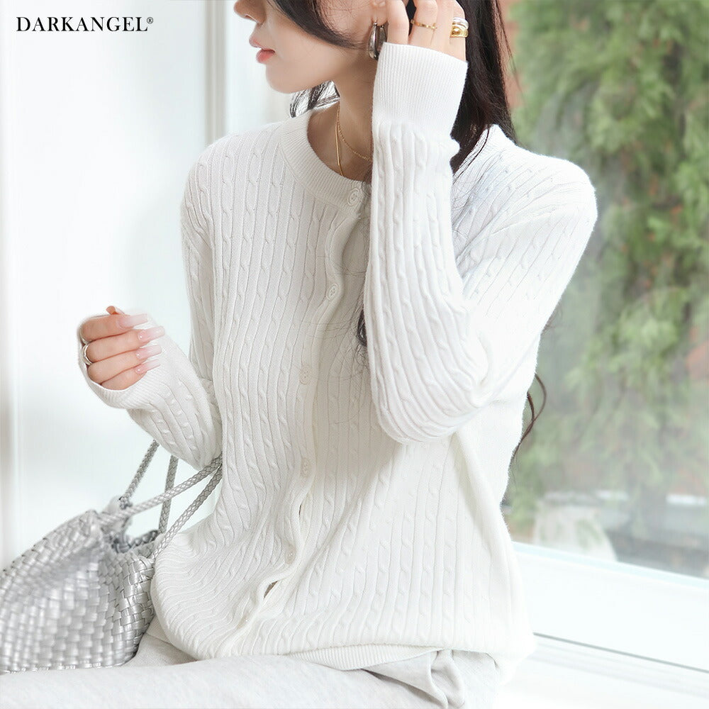 ニットカーディガン