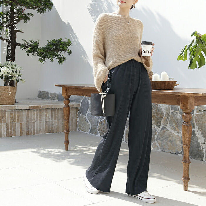 プリーツワイドパンツ