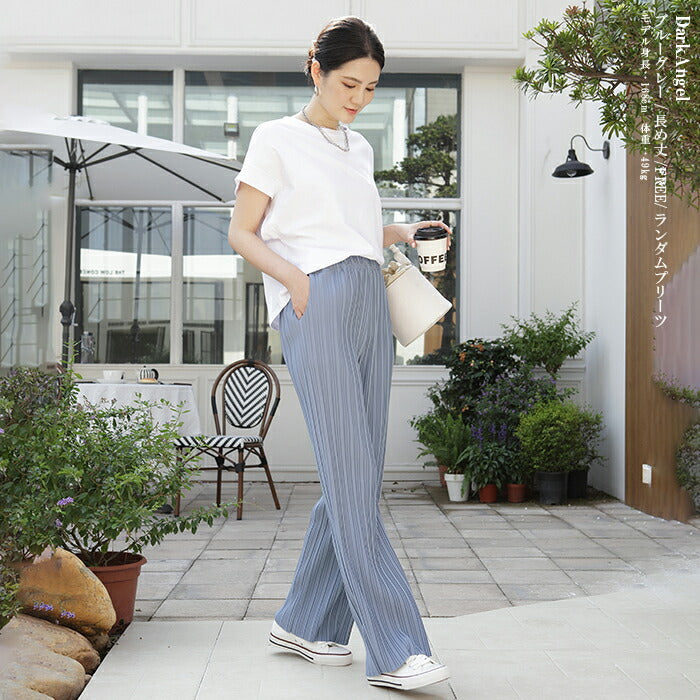 プリーツワイドパンツ