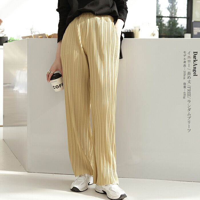 プリーツワイドパンツ