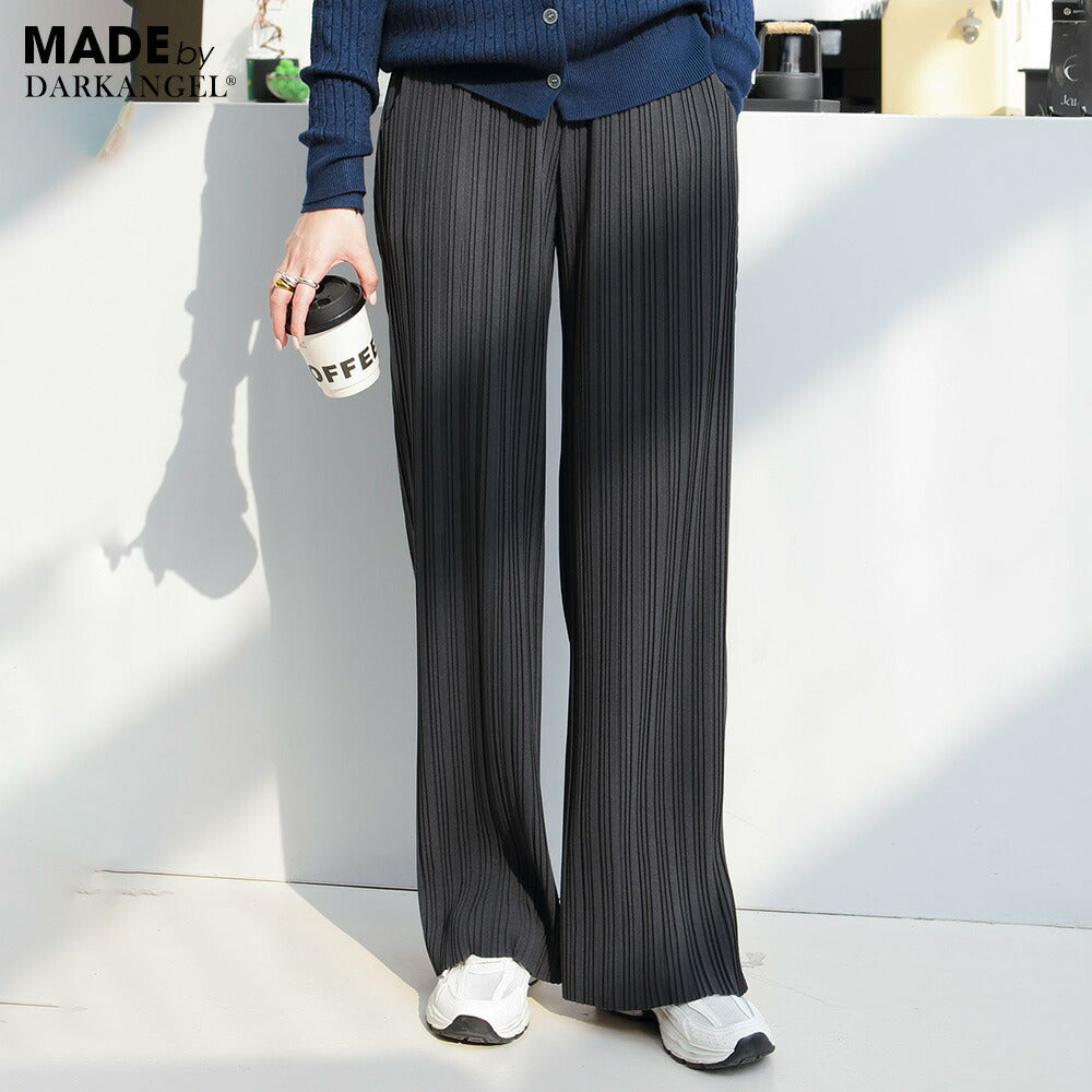 プリーツワイドパンツ