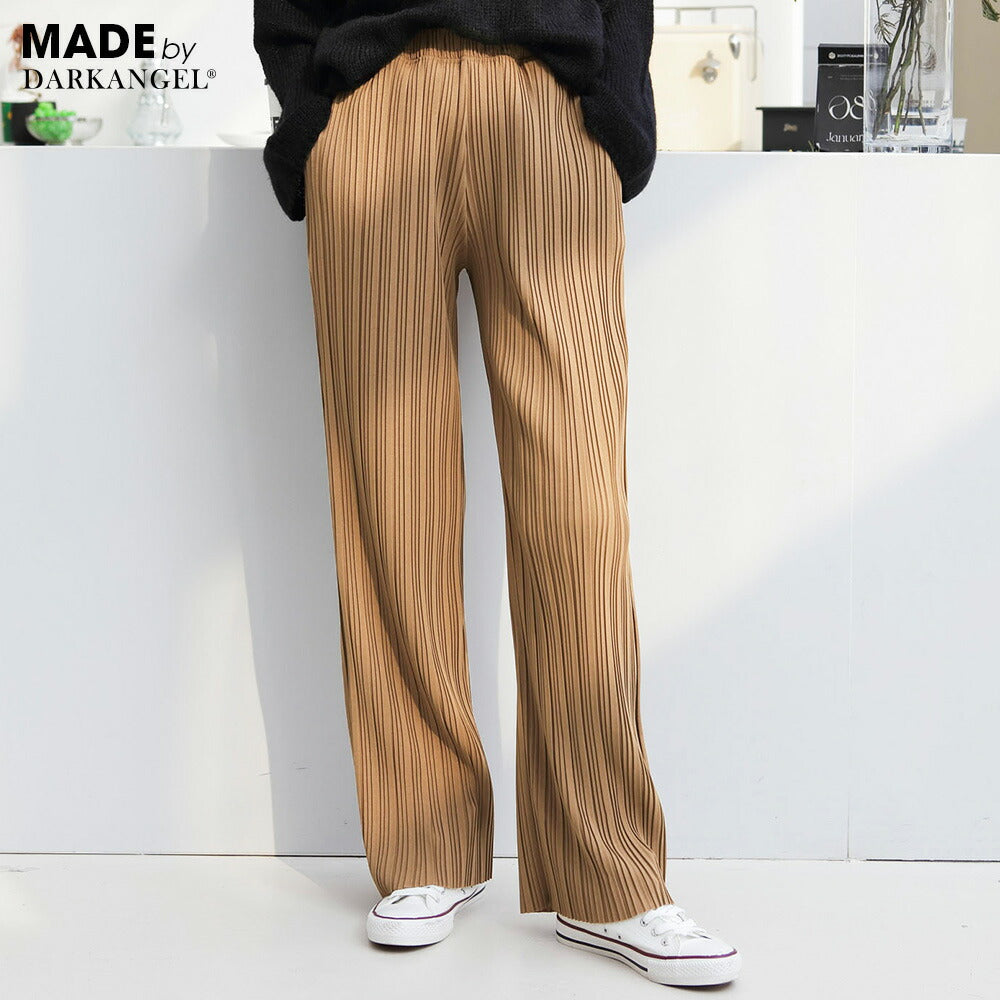 プリーツワイドパンツ