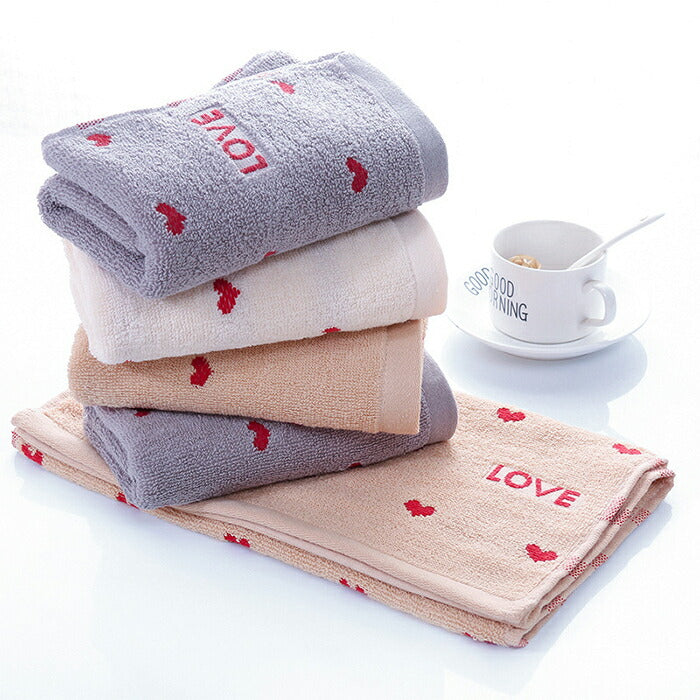 ハート柄タオル