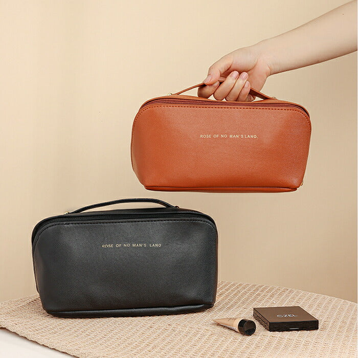 大容量メイクポーチ