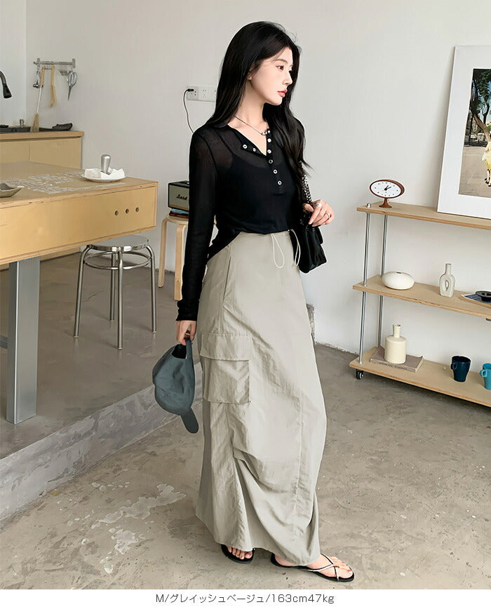 サテンナロースカート