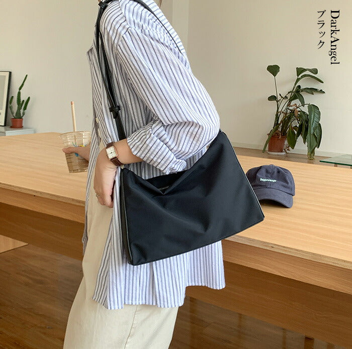 ワンハンドルショルダーバッグ