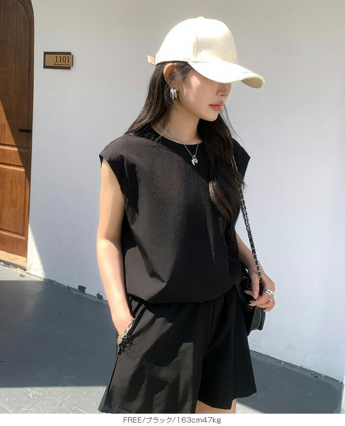 ノースリーブラッシュガード