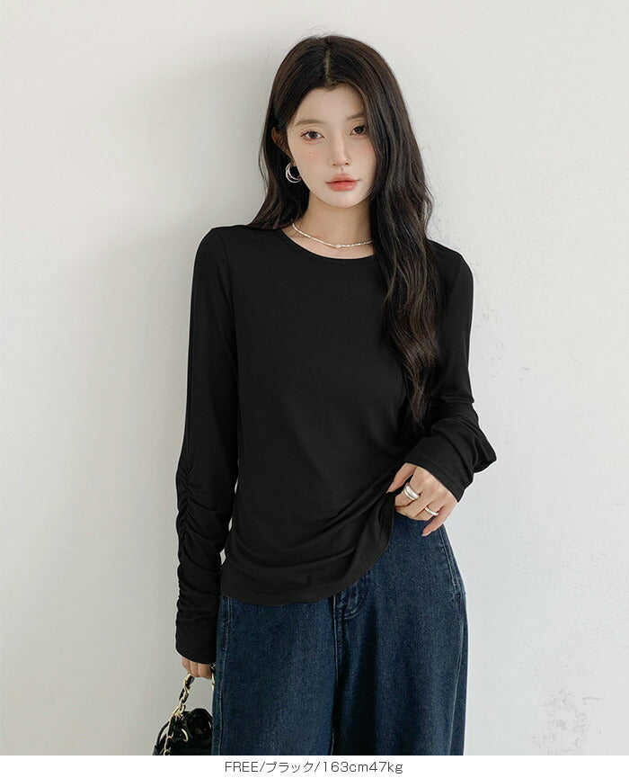 袖シャーリングトップス