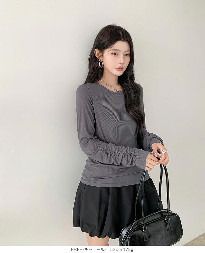 袖シャーリングトップス