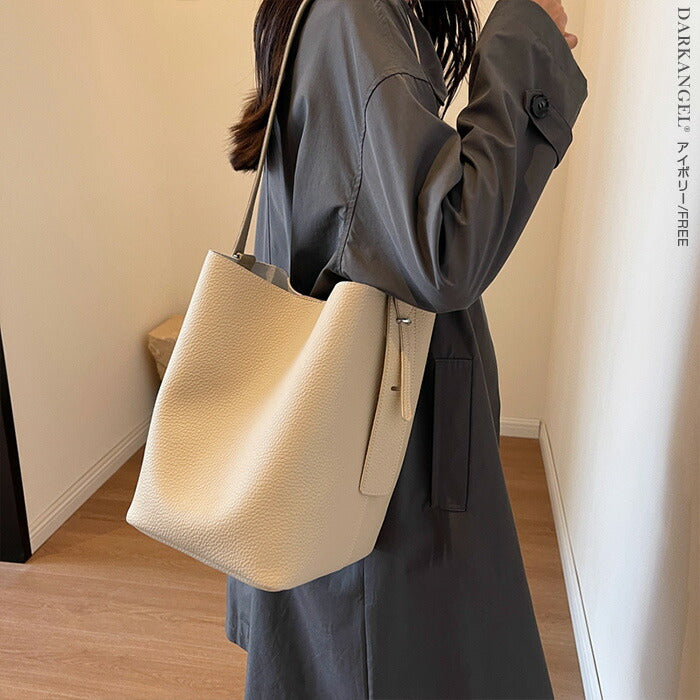 本革風バケツ型トートバッグ