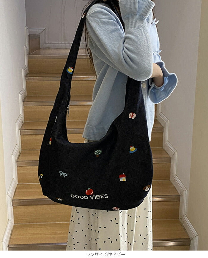 刺しゅうショルダーバッグ