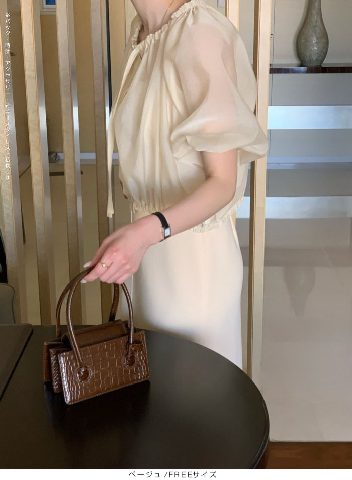 涼感シアーギャザーブラウス