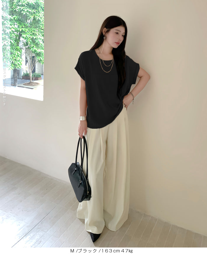 後ろボタンブラウス