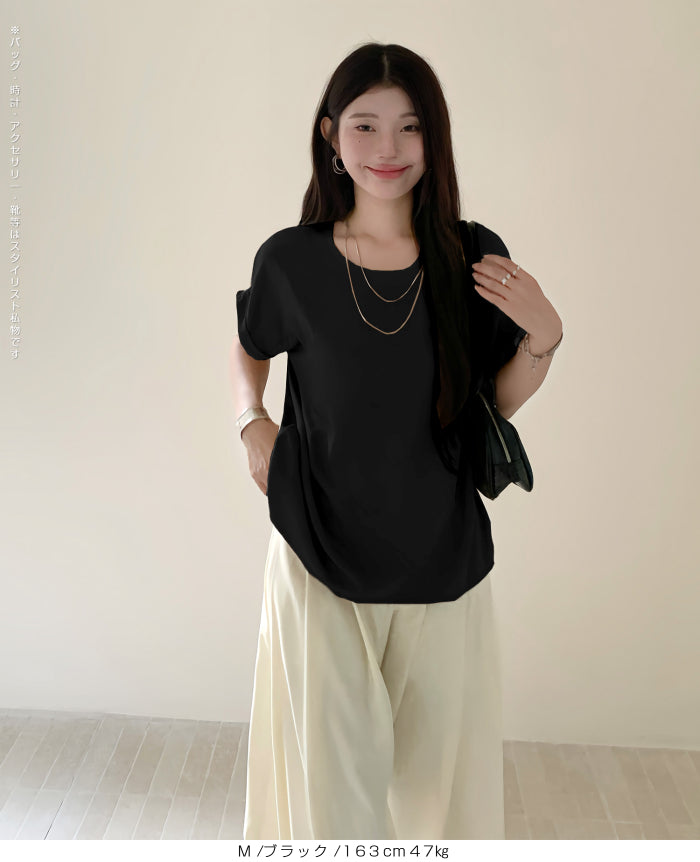 後ろボタンブラウス