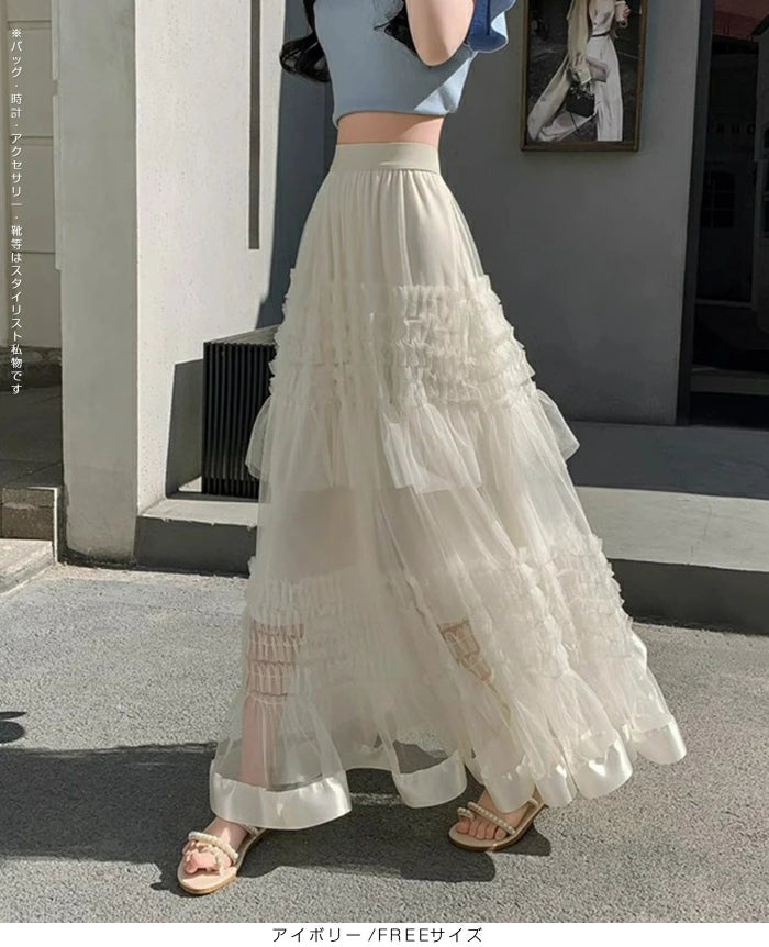 サテンチュールスカート