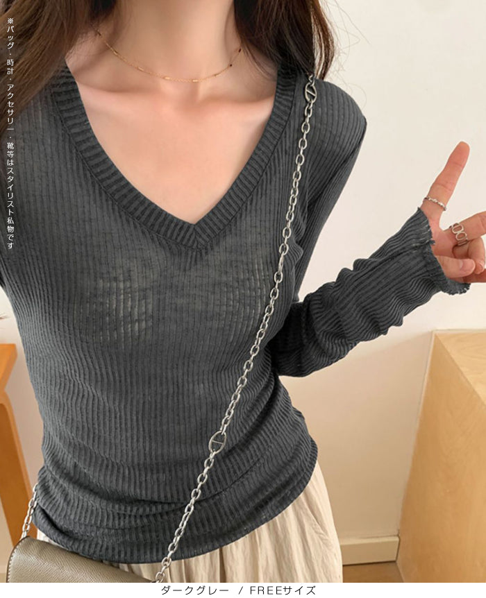 透け感Vネックリブトップス