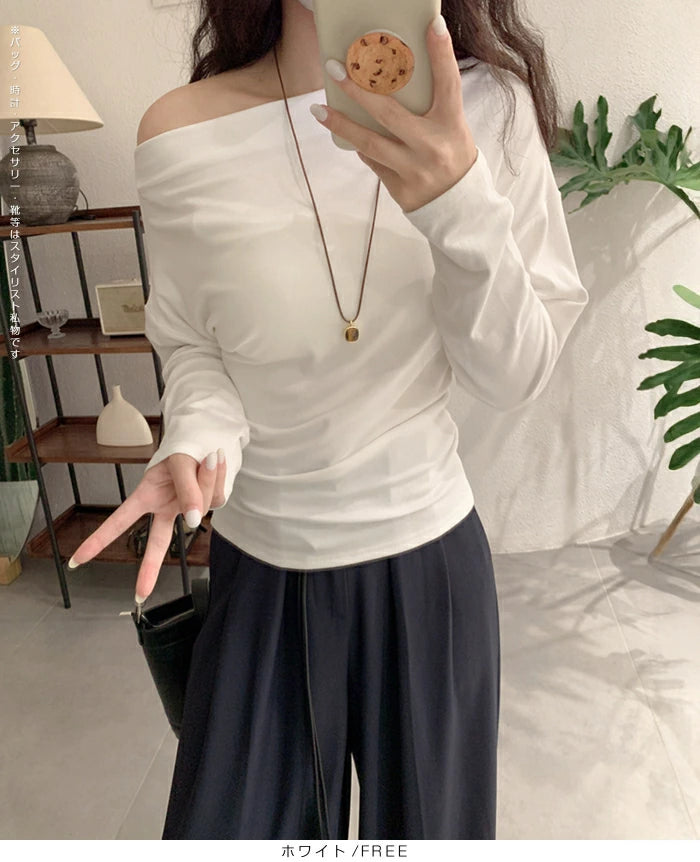 ワンショルサイドタックカットソー