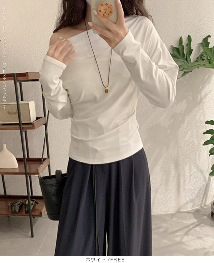 ワンショルサイドタックカットソー