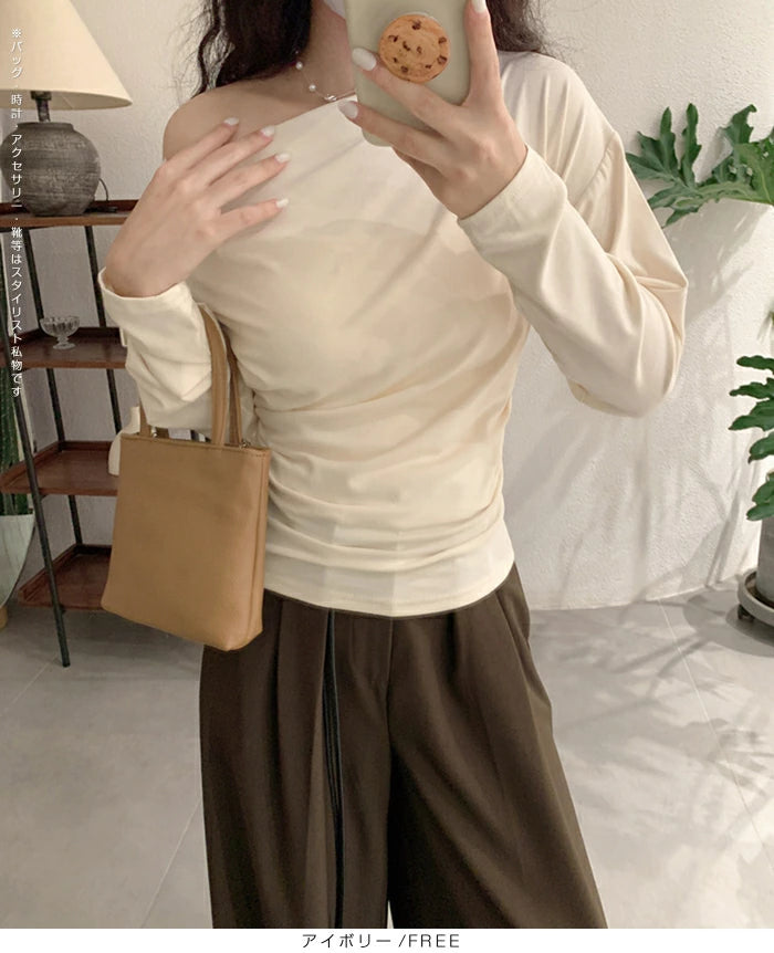 ワンショルサイドタックカットソー