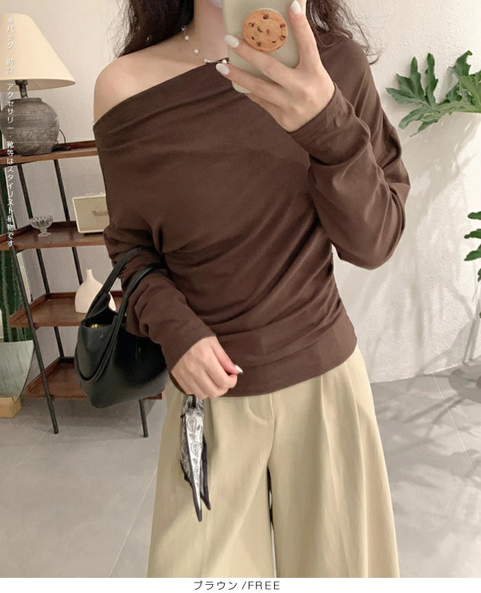 ワンショルサイドタックカットソー