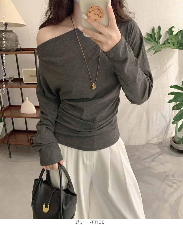 ワンショルサイドタックカットソー