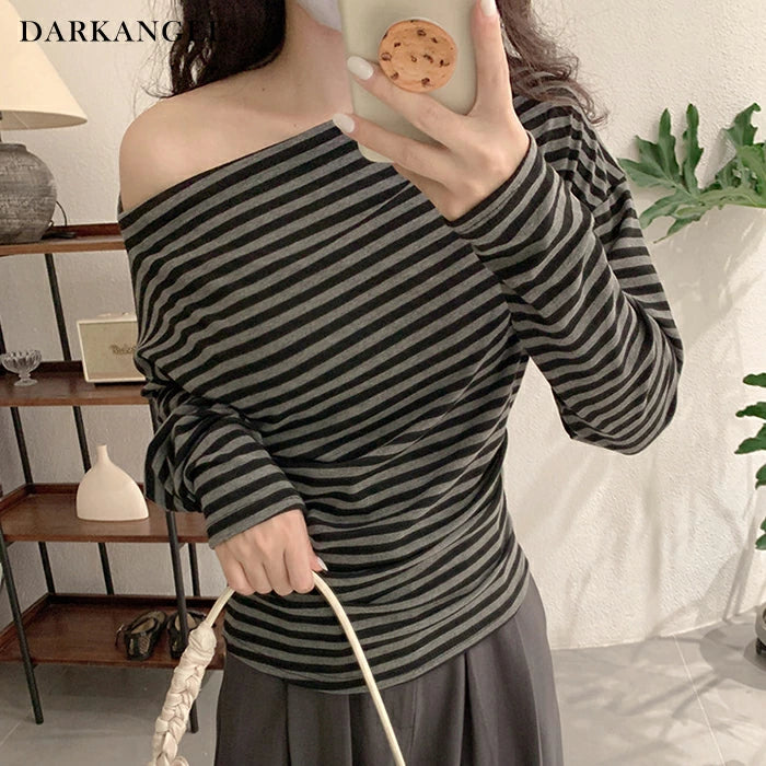 ワンショルサイドタックカットソー