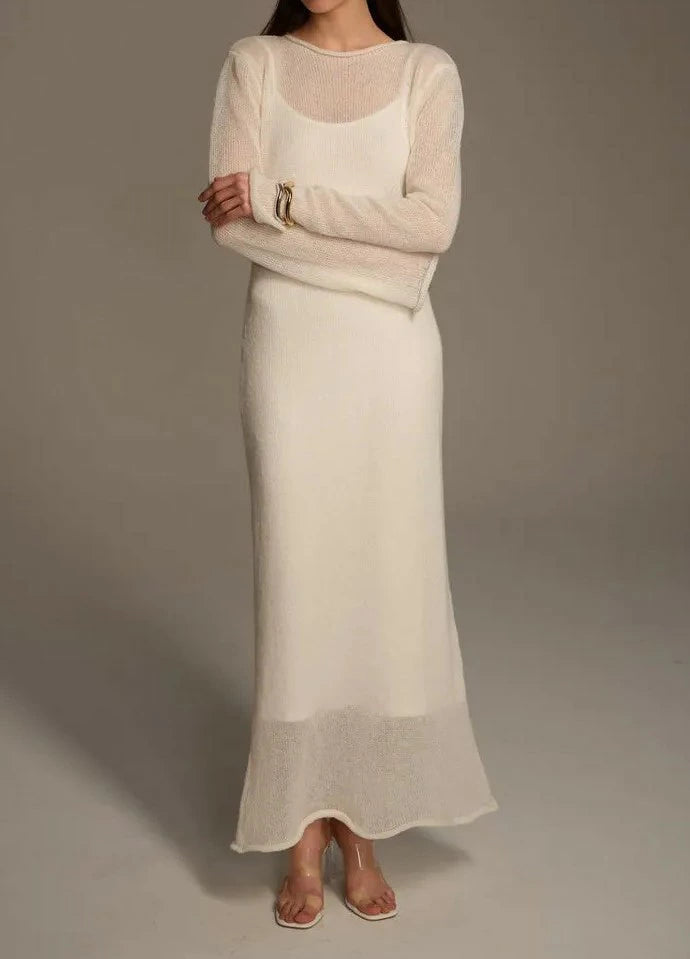 透かし編みニットワンピース