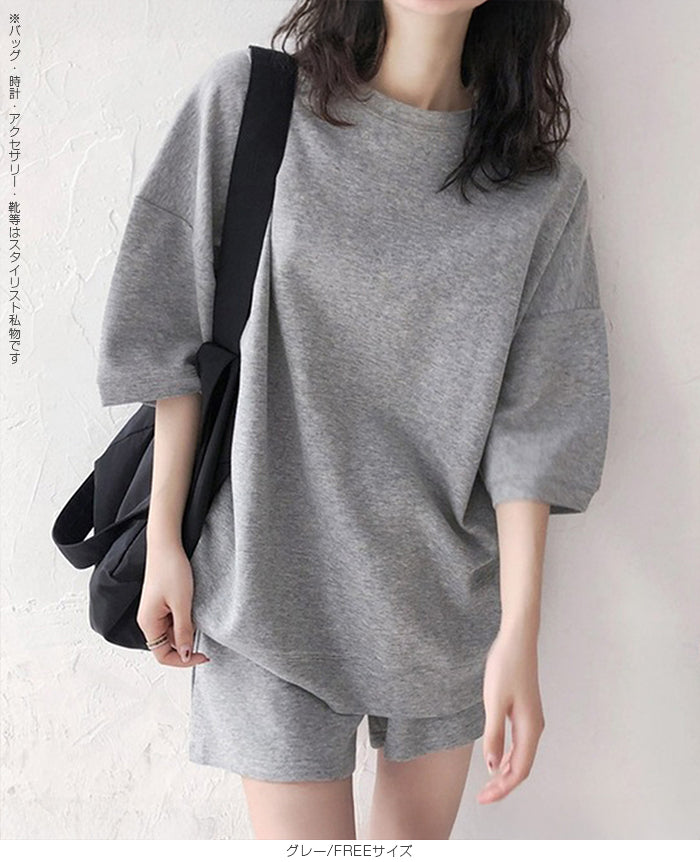 スウェットセットアップ