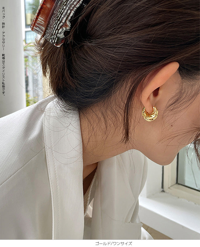 ツイストデザインフープピアス