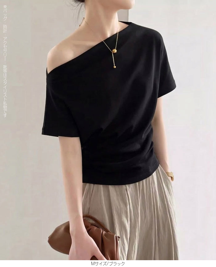 オフショルダー半袖トップス