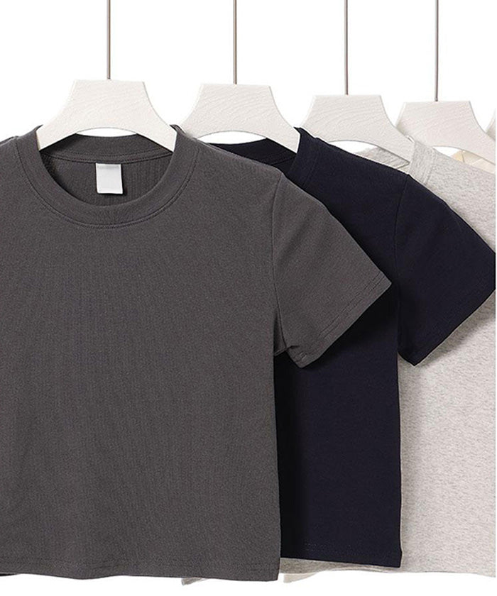 クロップドTシャツ