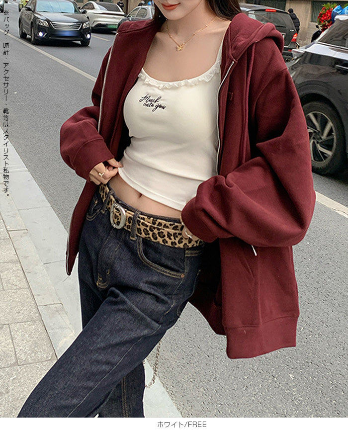 カップ付きキャミソール