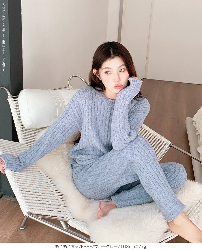 もこもこカーディガン