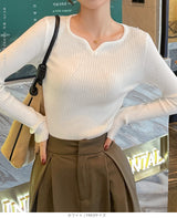 キーネックリブニット