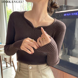 キーネックリブニット