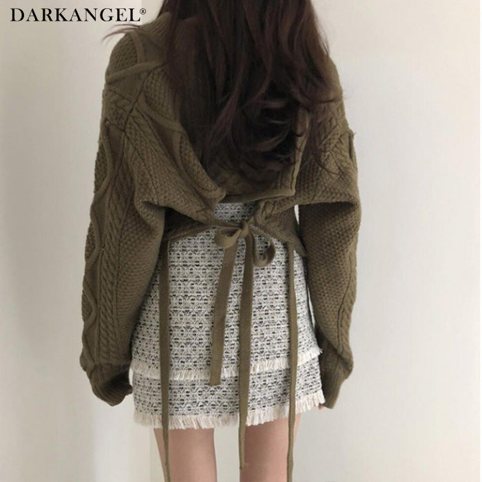 後ろリボンショート丈ニット