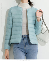 レディース クルーネック中綿インナージャケット 冬新作 スリムフィット インナーダウン Vネック 無地 薄手で暖かい ショート丈 小さめコットンジャケット 【防寒对策軽量ジャケット】