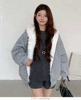 【2WAY】リバーシブル フェイクファー パーカー