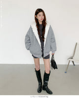 【2WAY】リバーシブル フェイクファー パーカー