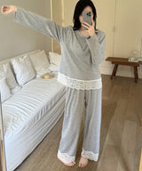ムースカシミヤ風・カップ付き レースルームウェア上下セット