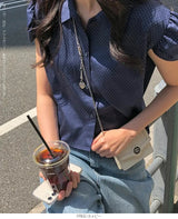 パフスリーブドット柄ブラウス