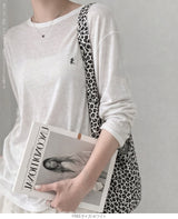 バックボタンシアートップス