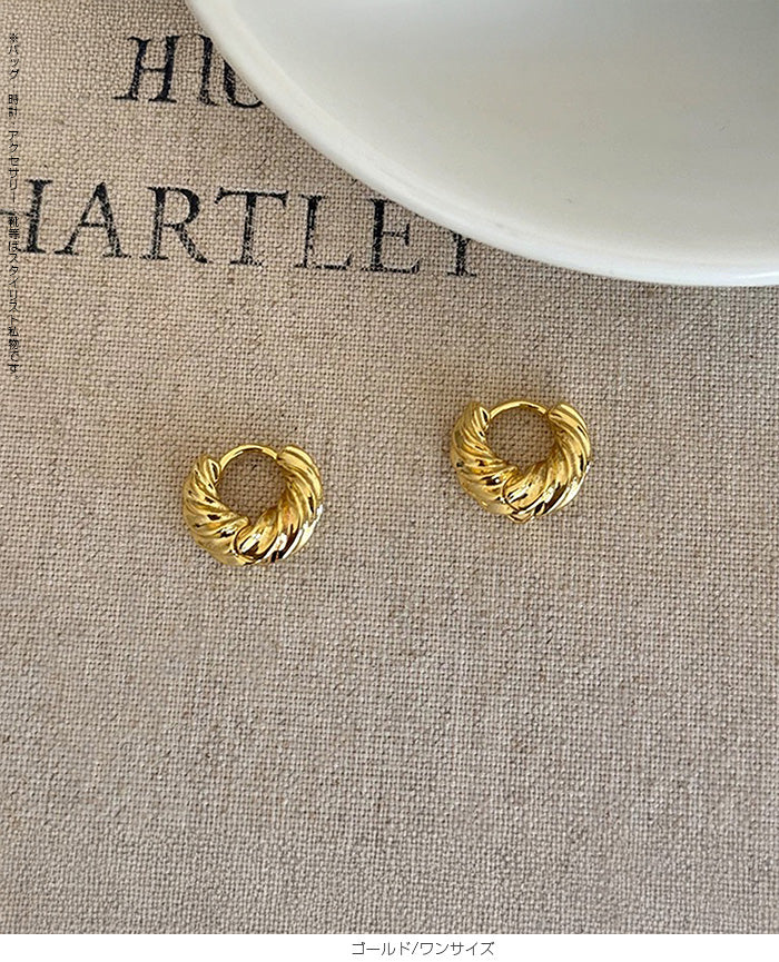 ツイストデザインフープピアス